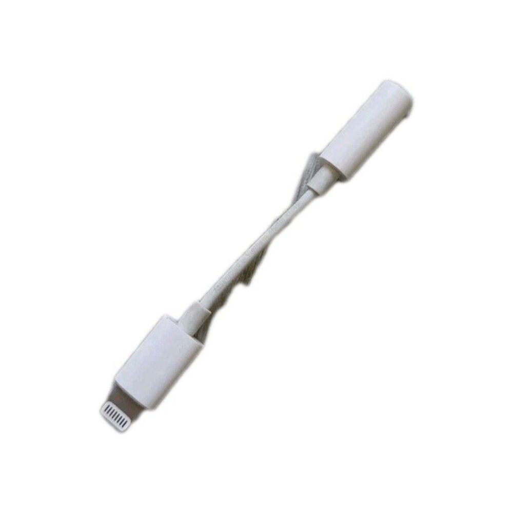 Apple Lightning to 3.5mm Headphone Jack Adapter Aux All IOS Device EUC